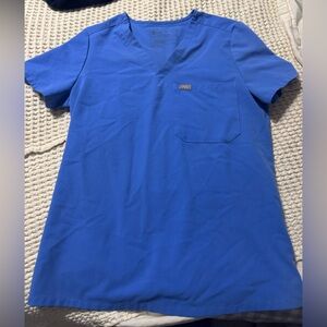 Figs women’s one pocket scrub top in color ceil blue